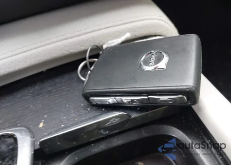 2020 Volvo Xc90 T5 Momentum 7 Passenger z USA, uszkodzony, nr VIN YV4102PK9L1540336